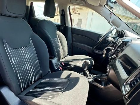 Fiat Toro Freedom 1.8 16V Flex Aut.