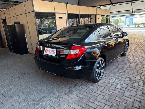 Honda Civic Sedan LXR 2.0 Flexone 16V Aut. 4p