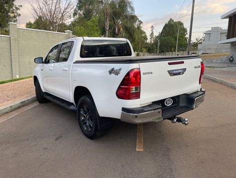 Toyota Hilux CD SR 4x4 2.8 TDI Diesel Aut.