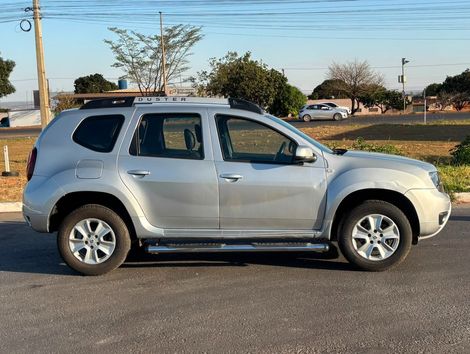 Renault DUSTER Dynamique 2.0 Flex 16V Aut.