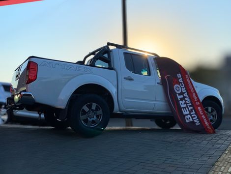 Nissan Frontier Sv At Cd 4X4 2.5 Tb Dies Automático - foto 6