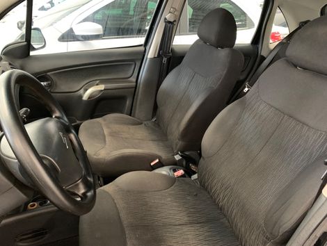 Citroën C3 GLX 1.4/ GLX Sonora 1.4 Flex 8V 5p