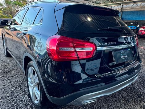 Mercedes GLA 200 Advance 1.6/1.6 TB 16V Flex Aut.