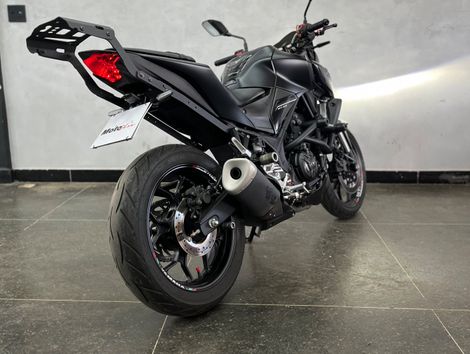 YAMAHA Full Black