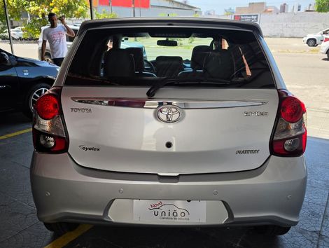 Toyota ETIOS PLATINUM 1.5 Flex 16V 4p Aut.