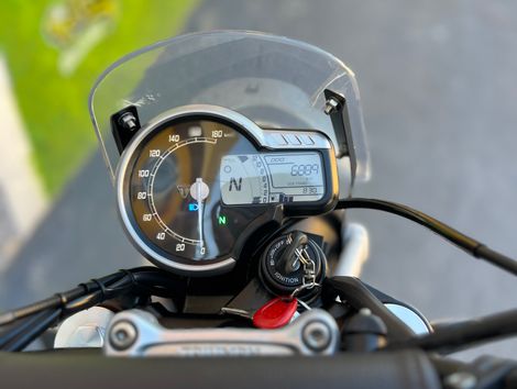 TRIUMPH SCRAMBLER 400 X