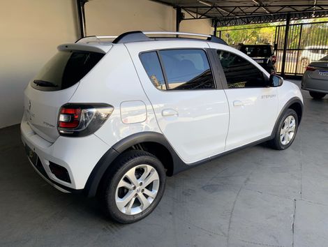 Renault SANDERO STEP. Easy R H-Power 1.6 8V