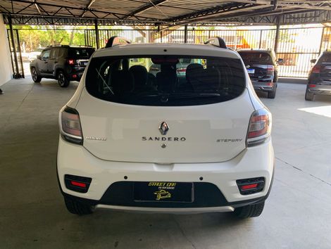 Renault SANDERO STEP. Easy R H-Power 1.6 8V