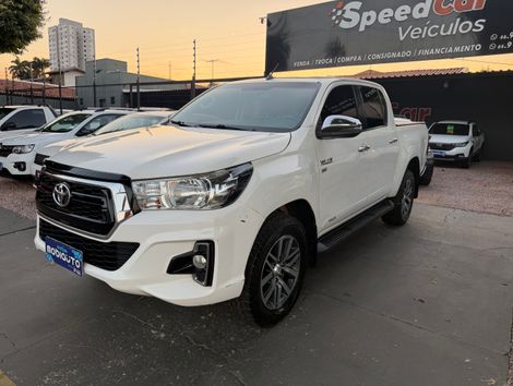Toyota Hilux CD SRV 4x4 2.7 Flex 16V Aut.