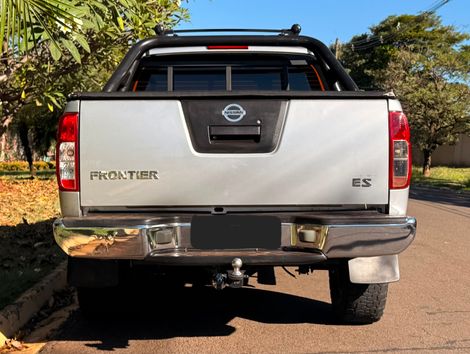 Nissan Frontier SE/SE Strik CD 4x4 2.5 TB Dies.