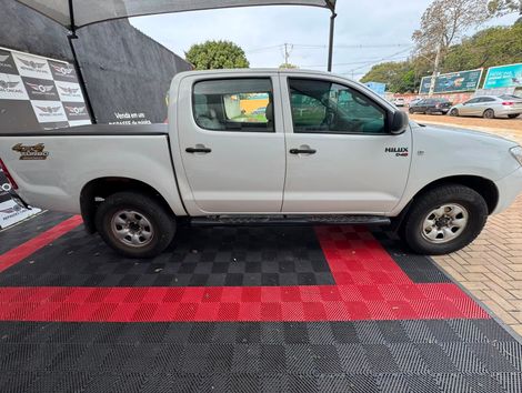 Toyota Hilux CD D4-D 4x4 2.5 16V 102cv TB Dies.