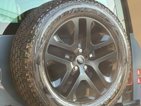 Land Rover Defender 110 2.0 Turbo HSE Si4 Aut.