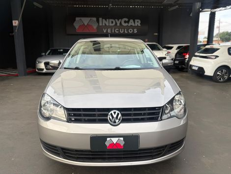 VolksWagen Polo Sedan 1.6 Mi Total Flex 8V 4p