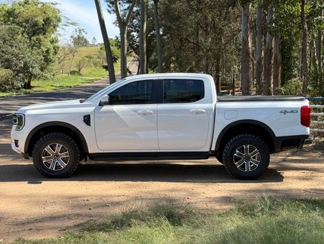 Ford Ranger XLT 3.0 V6 4x4 CD TB  Die. Aut.
