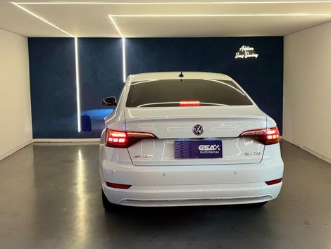 VolksWagen JETTA Comfort. 250 TSI 1.4 Flex 16v Aut.