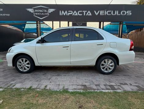 Toyota ETIOS X Plus Sedan 1.5 Flex 16V 4p Aut.