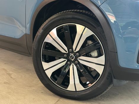 Volvo XC 40 Recharge Plus (Elétrico)