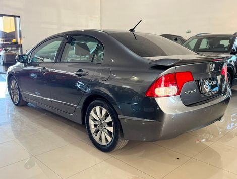 Honda Civic Sedan LXS 1.8/1.8 Flex 16V Aut. 4p