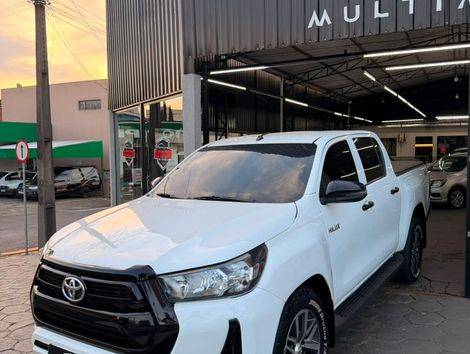 Toyota Hilux CD 4x4 2.8 Diesel Mec.