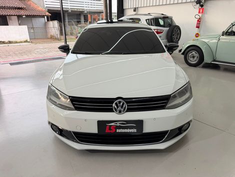 VolksWagen JETTA Highline 2.0 TSI 16V 4p Tiptronic