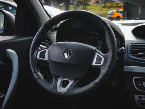 Renault FLUENCE Sed. Dynamique 2.0 16V FLEX Aut.
