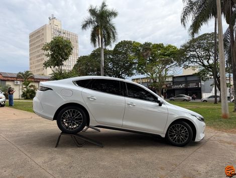 BYD King GS 1.5 16V Aut. (Hibrido)