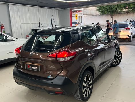 Nissan KICKS SL 1.6 16V FlexStar 5p Aut.