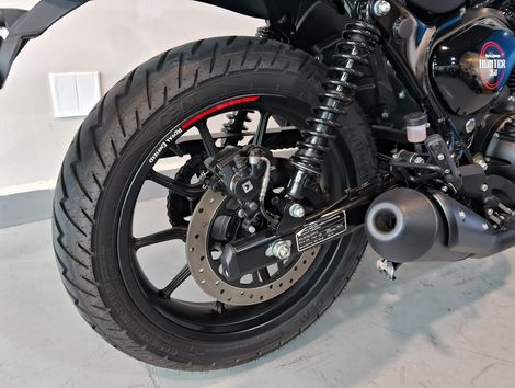 Royal Enfield Hunter 350 Dapper