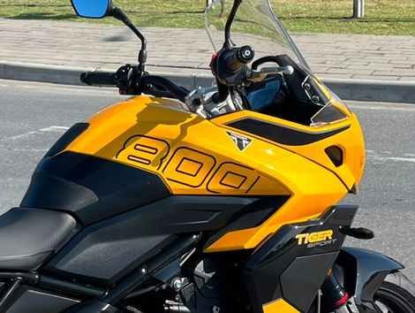 TRIUMPH TIGER 800 SPORT