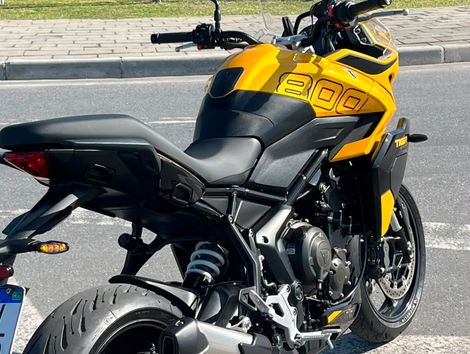 TRIUMPH TIGER 800 SPORT