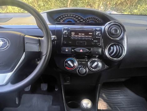 Toyota ETIOS XS 1.5 Flex 16V 5p Mec.