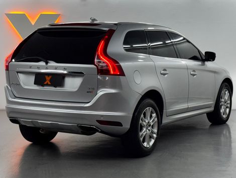 Volvo XC 60 2.0 T5  5p