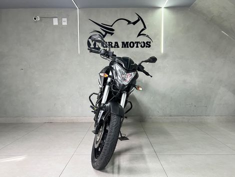 BAJAJ DOMINAR 160