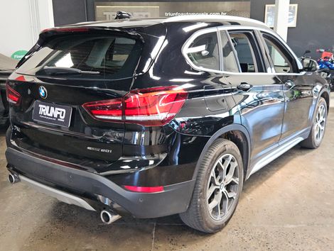 BMW X1 SDRIVE 20i X-Line 2.0 TB Active Flex