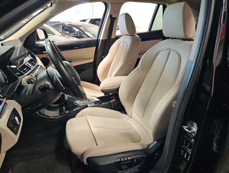 BMW X1 SDRIVE 20i X-Line 2.0 TB Active Flex
