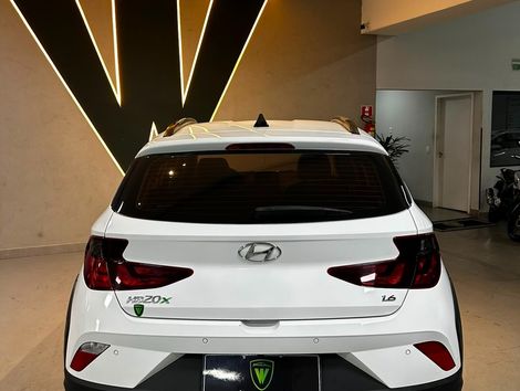 Hyundai HB20X Diamond 1.6 Flex 16V Aut.
