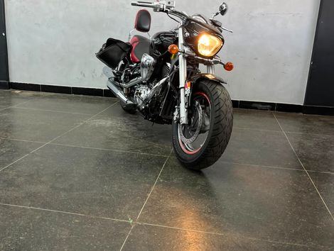 SUZUKI Motos BOULEVARD M800