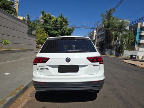 VolksWagen TIGUAN Allspac Comf 250 TSI 1.4 Flex