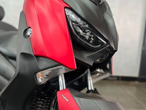 YAMAHA XMAX 250