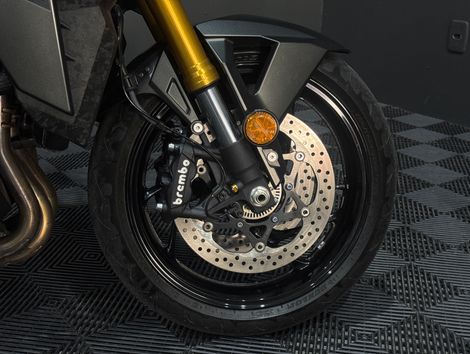 SUZUKI GSX-S 1000