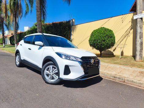 Nissan KICKS Active 1.6 16V Flex Aut.