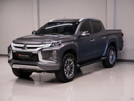 Mitsubishi L200 Triton Sport HPE-S 2.4 CD Dies. Aut
