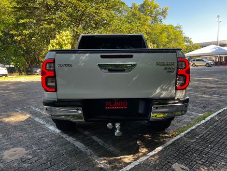 Toyota Hilux CD SRX Plus 4x4 2.8 TDI Die. Aut.