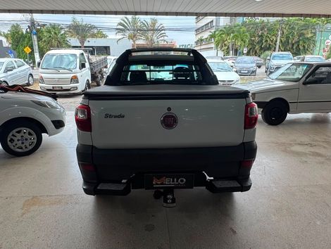 Fiat Strada Adventure 1.8/ 1.8 LOCKER Flex CE