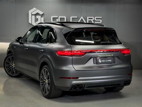 Porsche Cayenne Turbo S  4.0 V8 680cv (Híbrido)