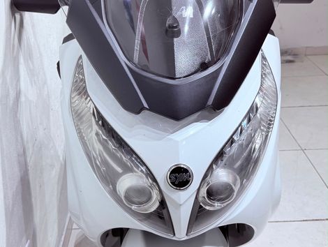DAFRA MAXSYM 400i