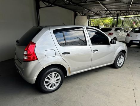 Renault SANDERO Authentique Hi-Flex 1.0 16V 5p