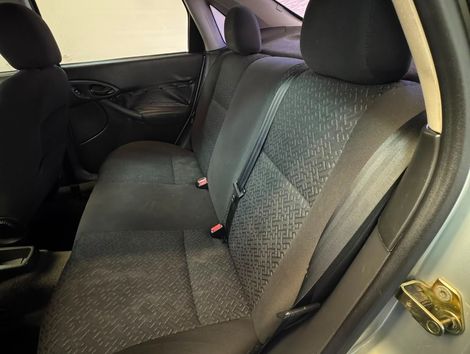 Ford Focus Sedan 1.6/1.6 Flex 8V/16V 4p Mec.