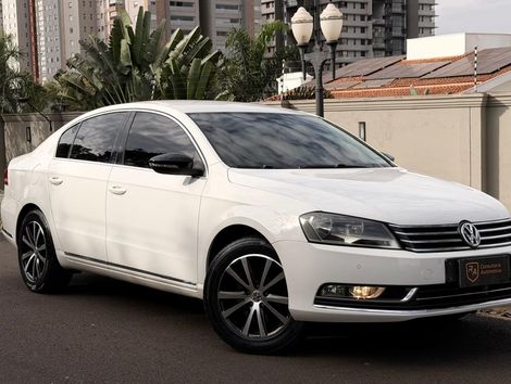 VolksWagen Passat TB 2.0 FSI/TSI 211cv Tiptronic 4p