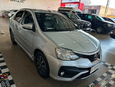 Toyota ETIOS PLATINUM Sed. 1.5 Flex 16V 4p Aut.